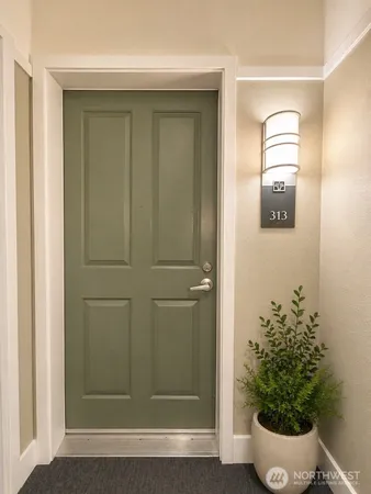 $3,200 | 16275 Northeast 85th Street, Unit 313, Redmond, WA 98052