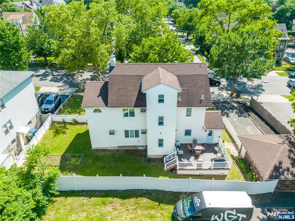 15 East Pierrepont Avenue Rutherford, NJ 07070 - Photo 41 of 43