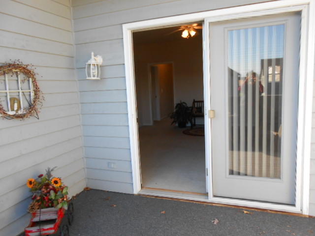 1937 South Clearing Road Salem, VA 24153 - Photo 14 of 15 Balcony 2