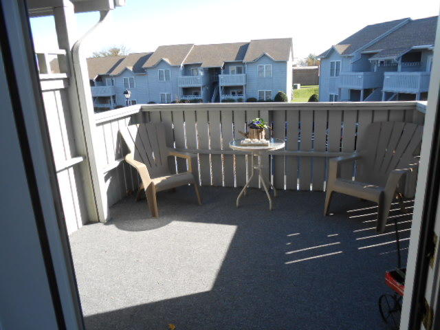 1937 South Clearing Road Salem, VA 24153 - Photo 15 of 15 Balcony