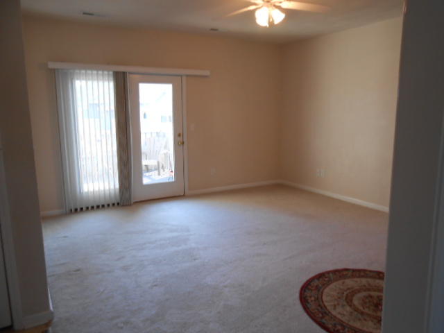 1937 South Clearing Road Salem, VA 24153 - Photo 3 of 15 Family Room