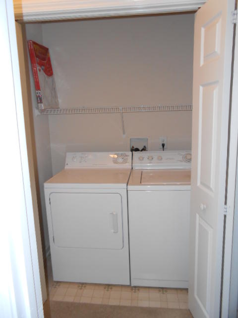 1937 South Clearing Road Salem, VA 24153 - Photo 7 of 15 Laundry