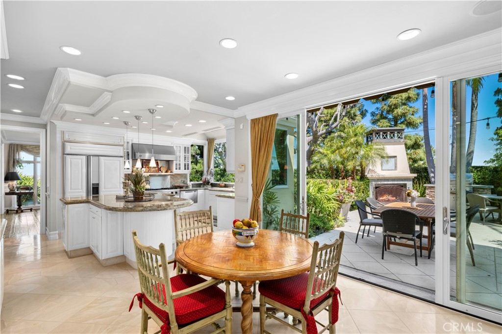 14 Rue Chantilly Newport Beach, CA 92660 - Photo 9 of 29