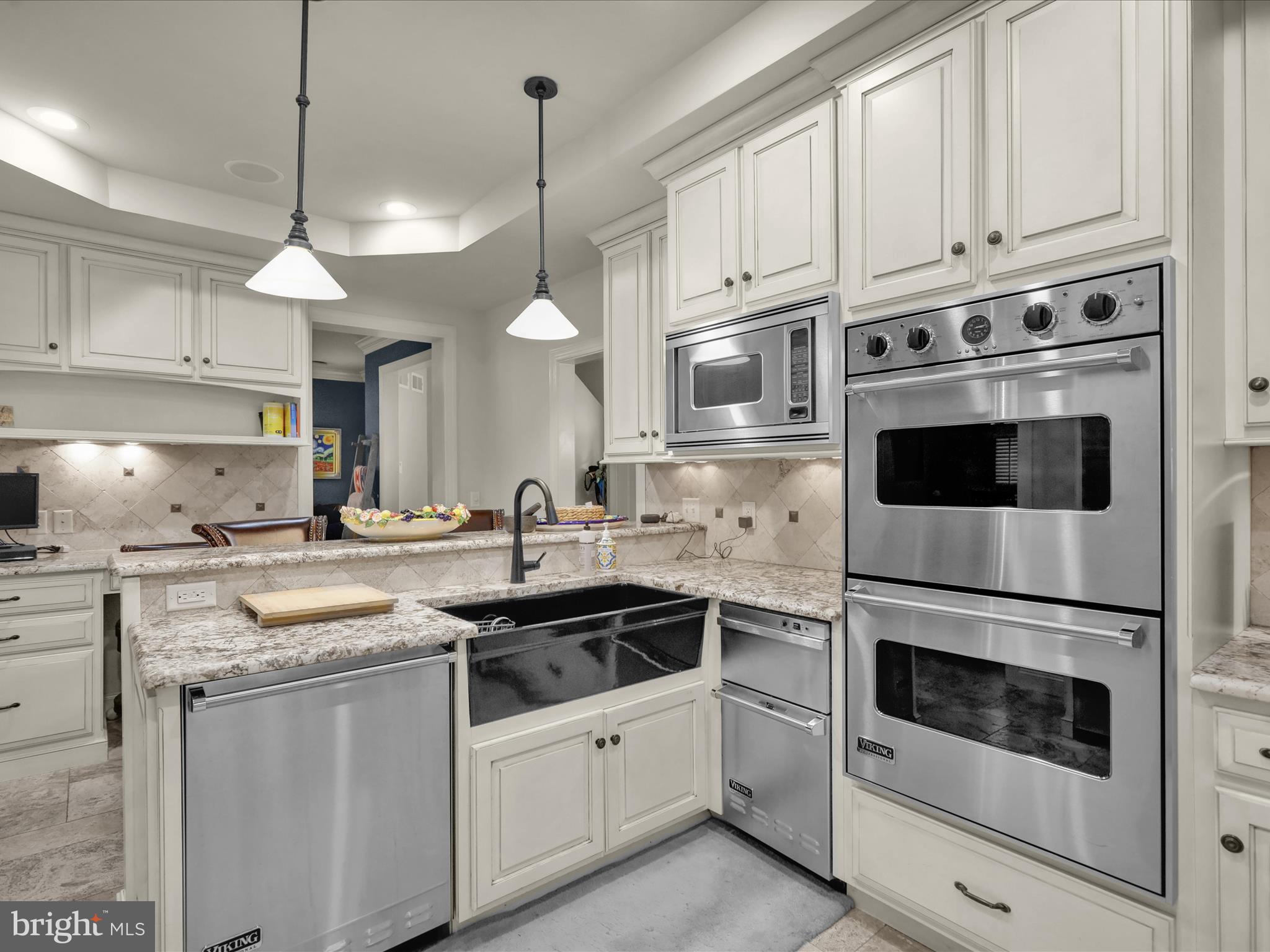 19 Berks Place Wyomissing, PA 19610 - Photo 11 of 37 360_5281