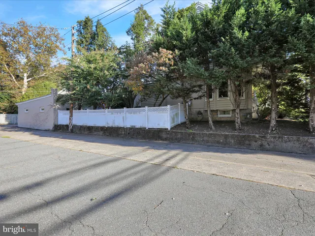 $519,000 | 19 Berks Place, Wyomissing, PA 19610