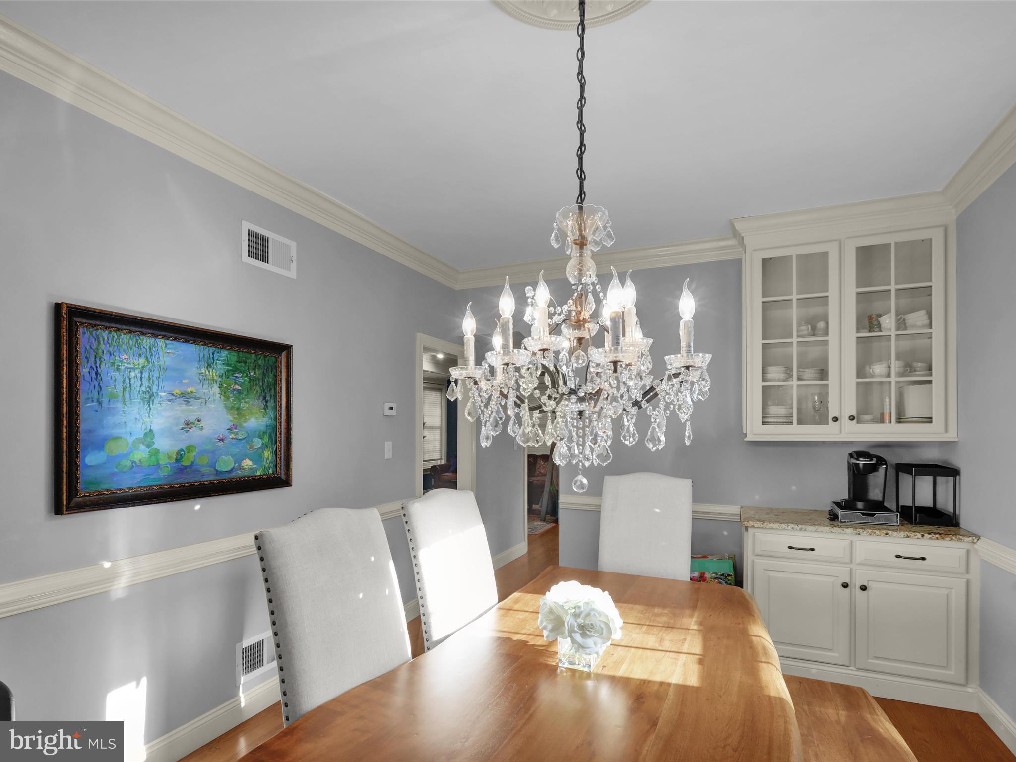 19 Berks Place Wyomissing, PA 19610 - Photo 7 of 37 360_5246