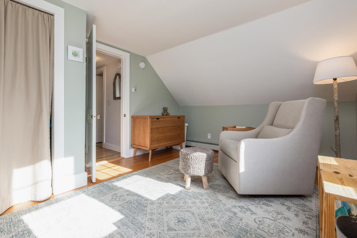 87 Devon Street Portland, ME 04102 - Photo 33 of 41 87 Devon St Portland ME 04102-large-035-