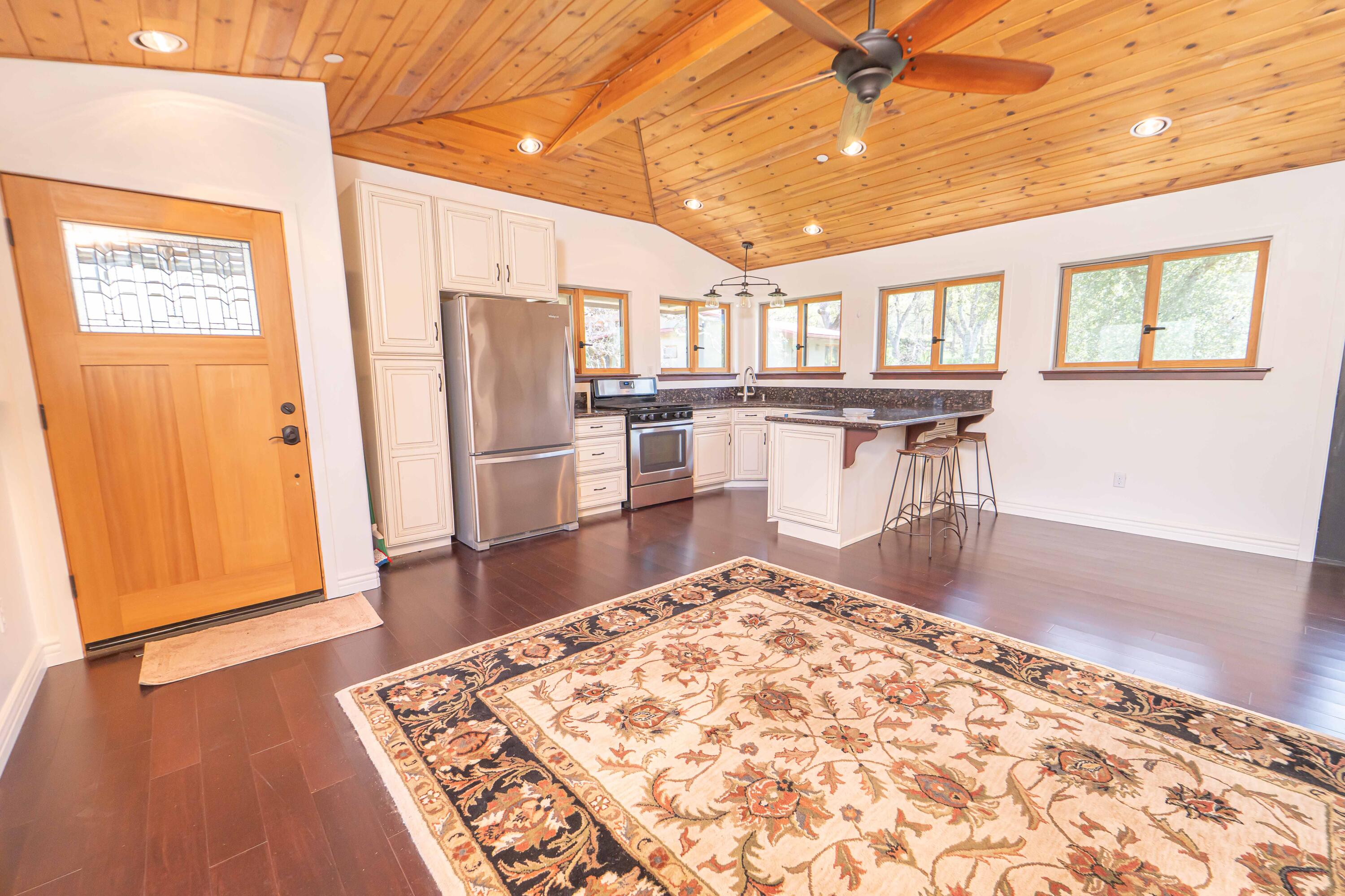 44294 Sequoia Oaks Drive Three Rivers, CA 93271 - Photo 71 of 118 -