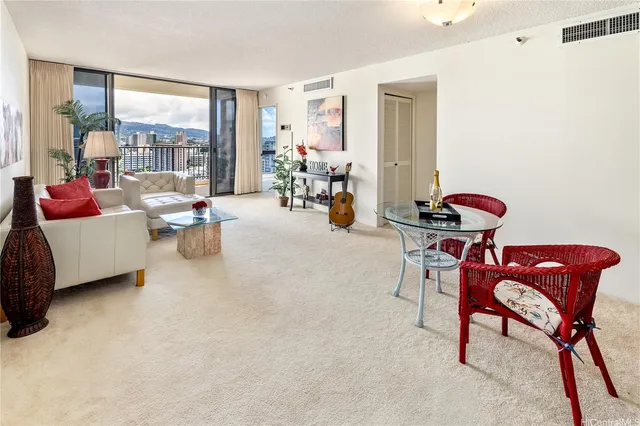 $470,000 | 990 Ala Nanala Street, Unit 17A, Honolulu, HI 96818