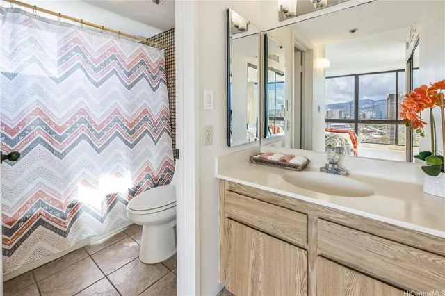 $470,000 | 990 Ala Nanala Street, Unit 17A, Honolulu, HI 96818