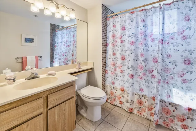 $470,000 | 990 Ala Nanala Street, Unit 17A, Honolulu, HI 96818