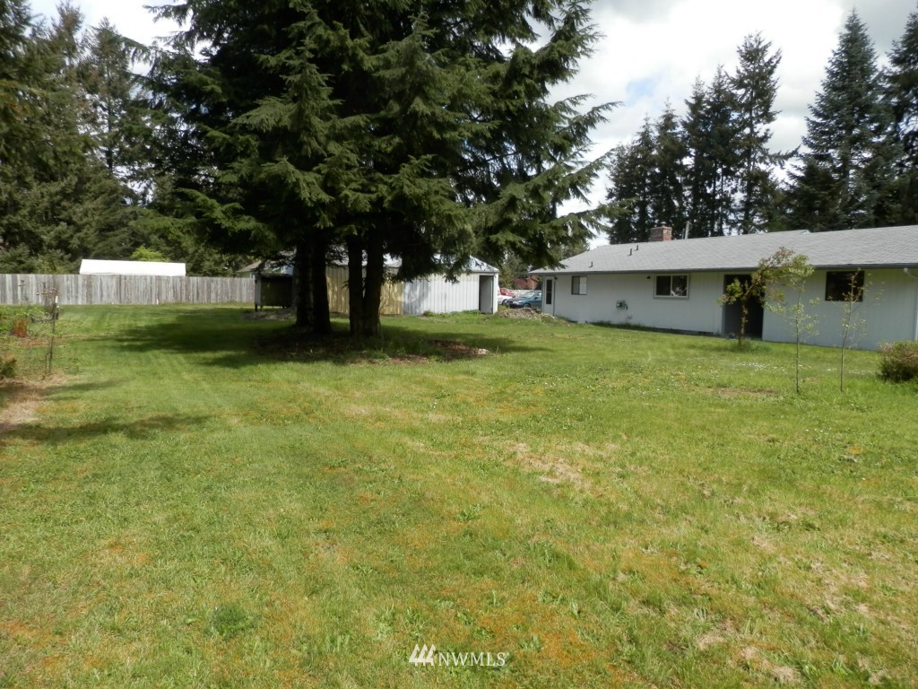 19135 Nutmeg Street Southwest Rochester, WA 98579 - Photo 2 of 21