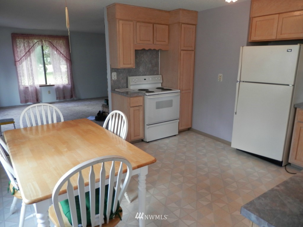 19135 Nutmeg Street Southwest Rochester, WA 98579 - Photo 12 of 21