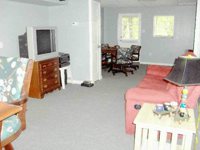 313 Wood Road Taylors, SC 29687 - Photo 5 of 9