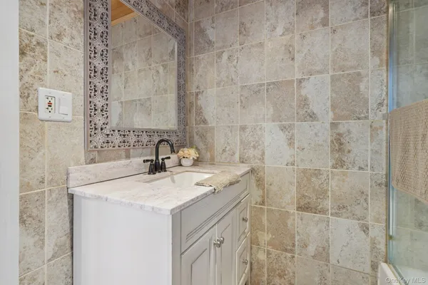 $599,000 | 17 Pine Hill Road, Highland Mills, NY 10930