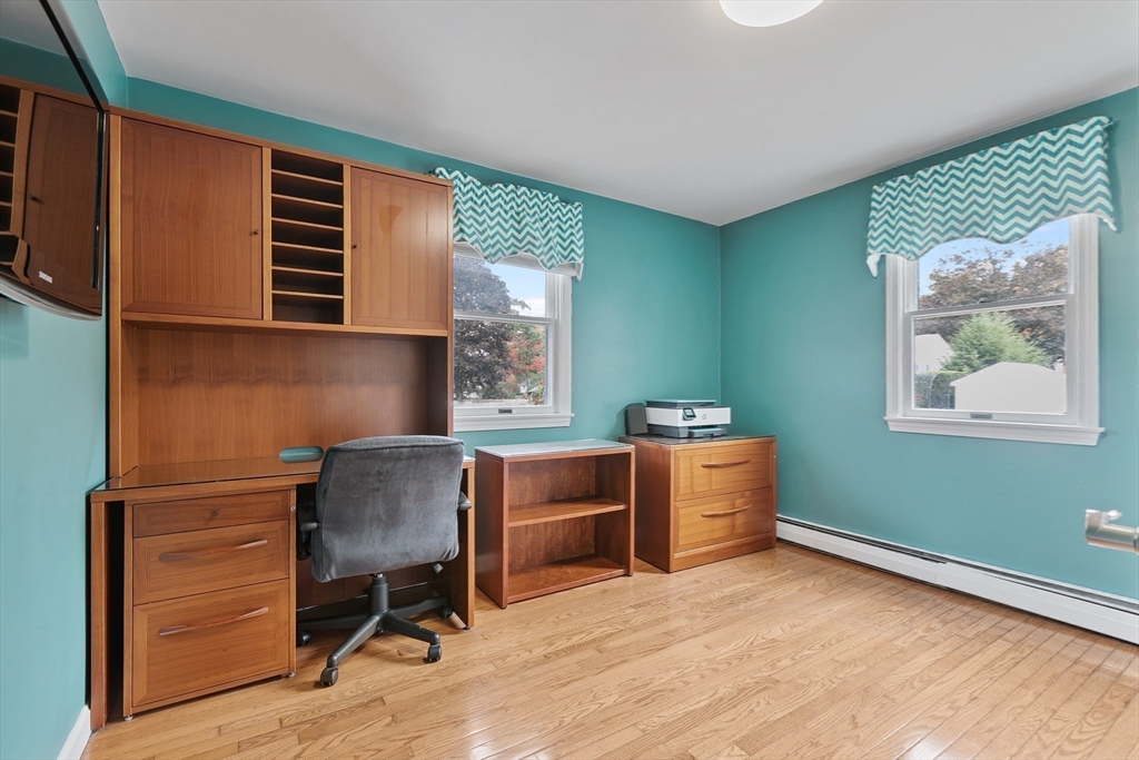 1 Violet Road Burlington, MA 01803 - Photo 18 of 42 Gallery Image 18