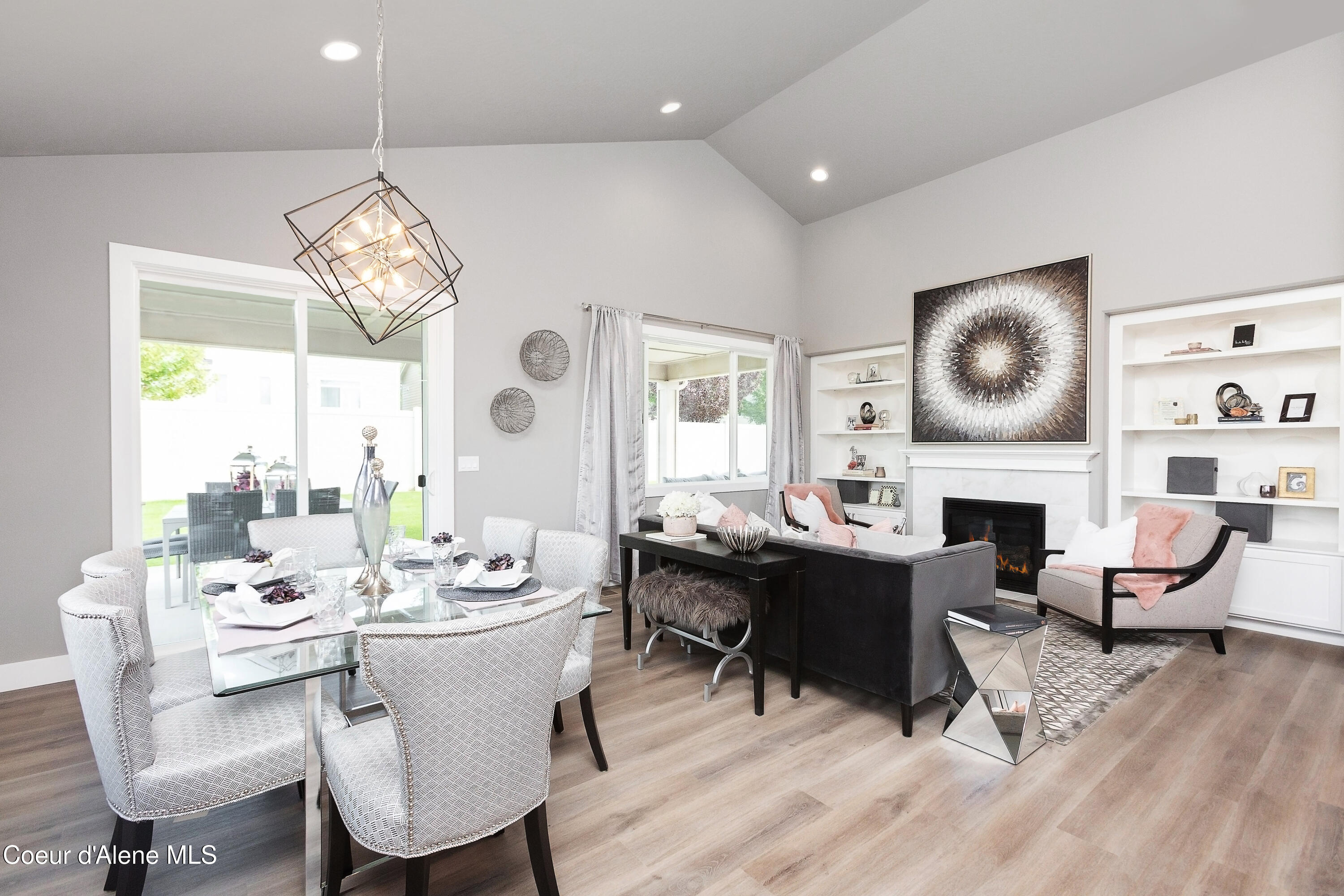 3265 North Segar Loop Post Falls, ID 83854 - Photo 9 of 30 8 - Living & Dining Room