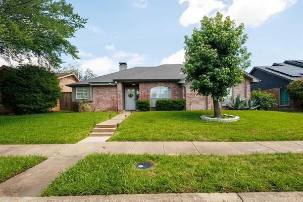 $295,000 | 1517 Wesley Drive, Mesquite, TX 75149