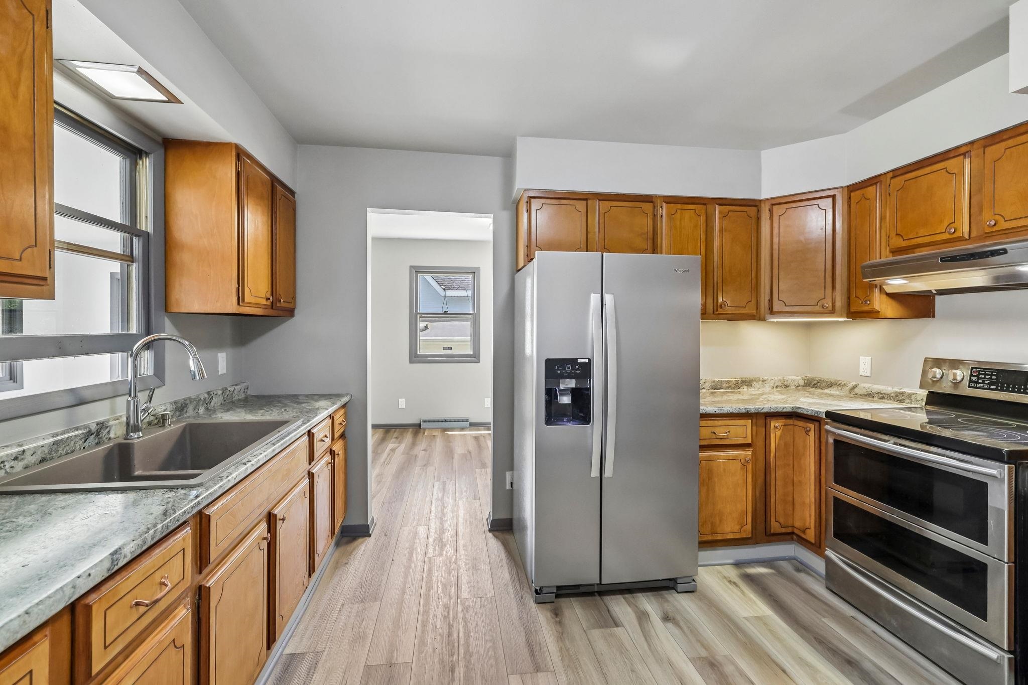 618 East Conant Street Portage, WI 53901 - Photo 2 of 19