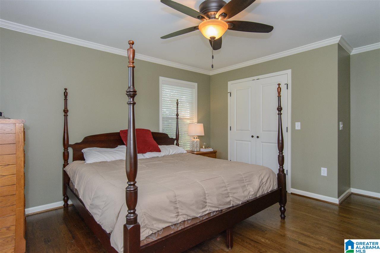 4301 Dolly Ridge Lane Birmingham, AL 35243 - Photo 13 of 33