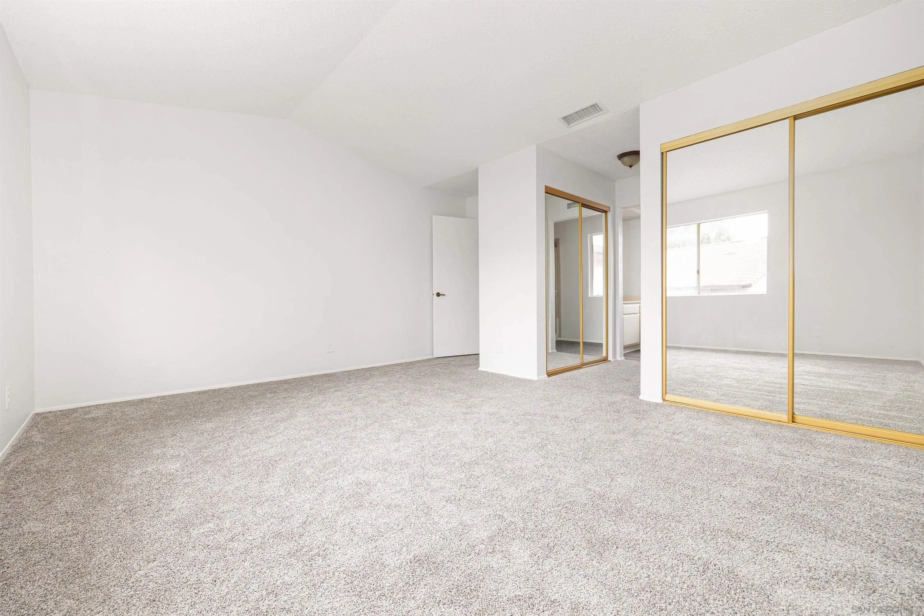 5633 Boot Way Oceanside, CA 92057 - Photo 16 of 33 Gallery Image 16