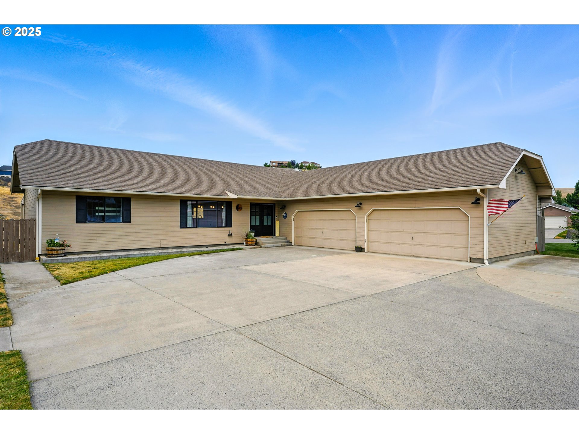 469 Northwest 22nd Street Pendleton, OR 97801 - Photo 2 of 48