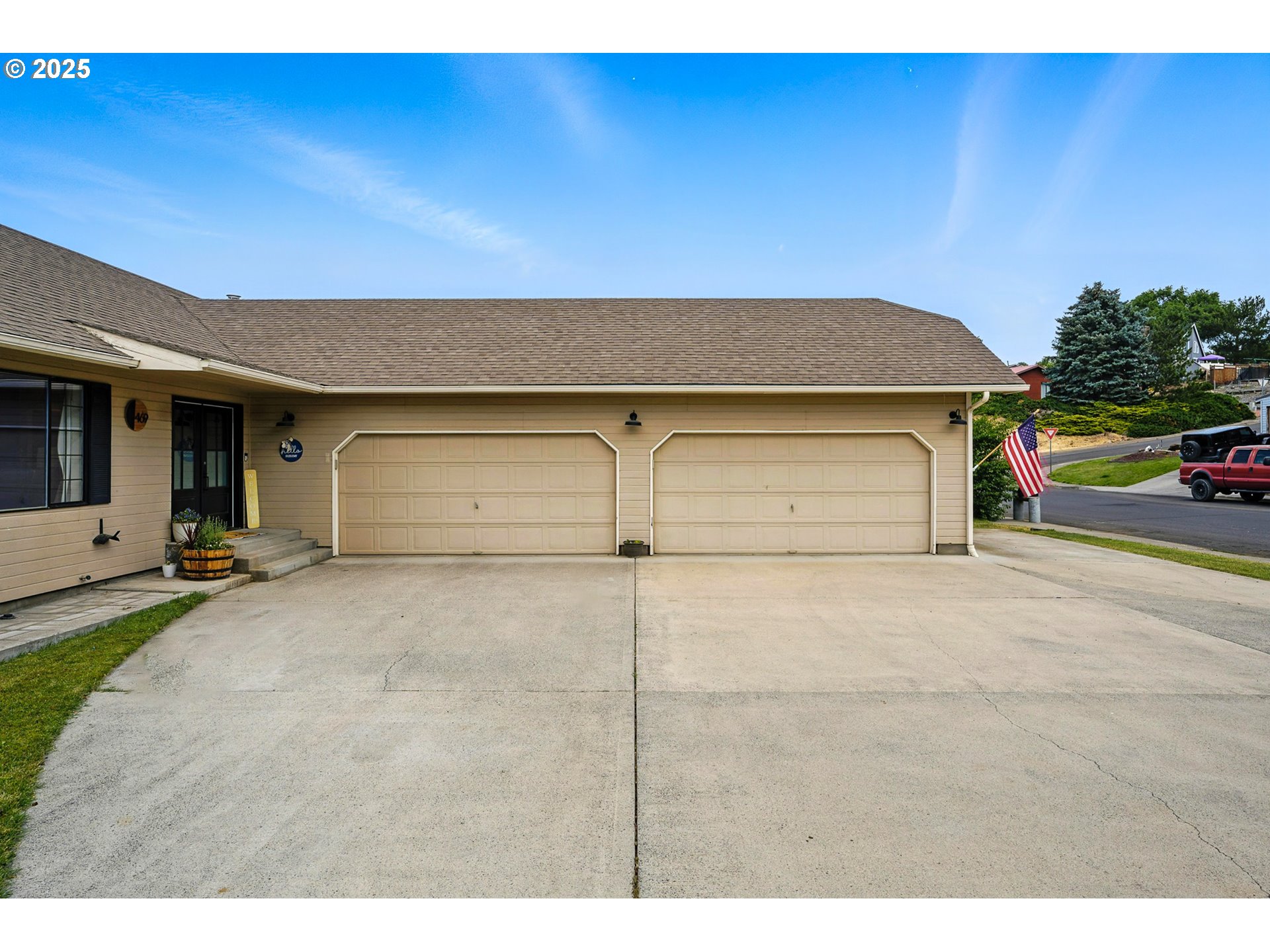 469 Northwest 22nd Street Pendleton, OR 97801 - Photo 4 of 48