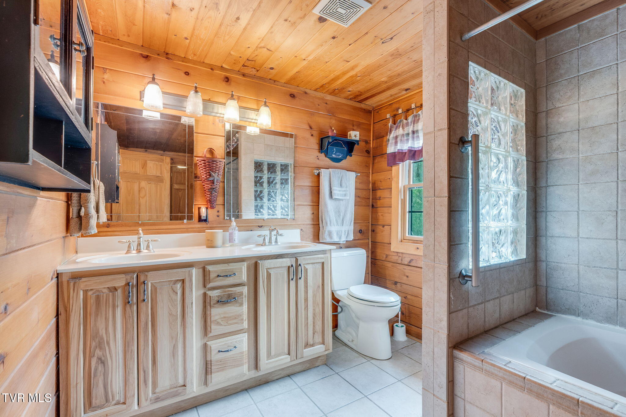 147 Britton Lane Limestone, TN 37681 - Photo 37 of 78 033