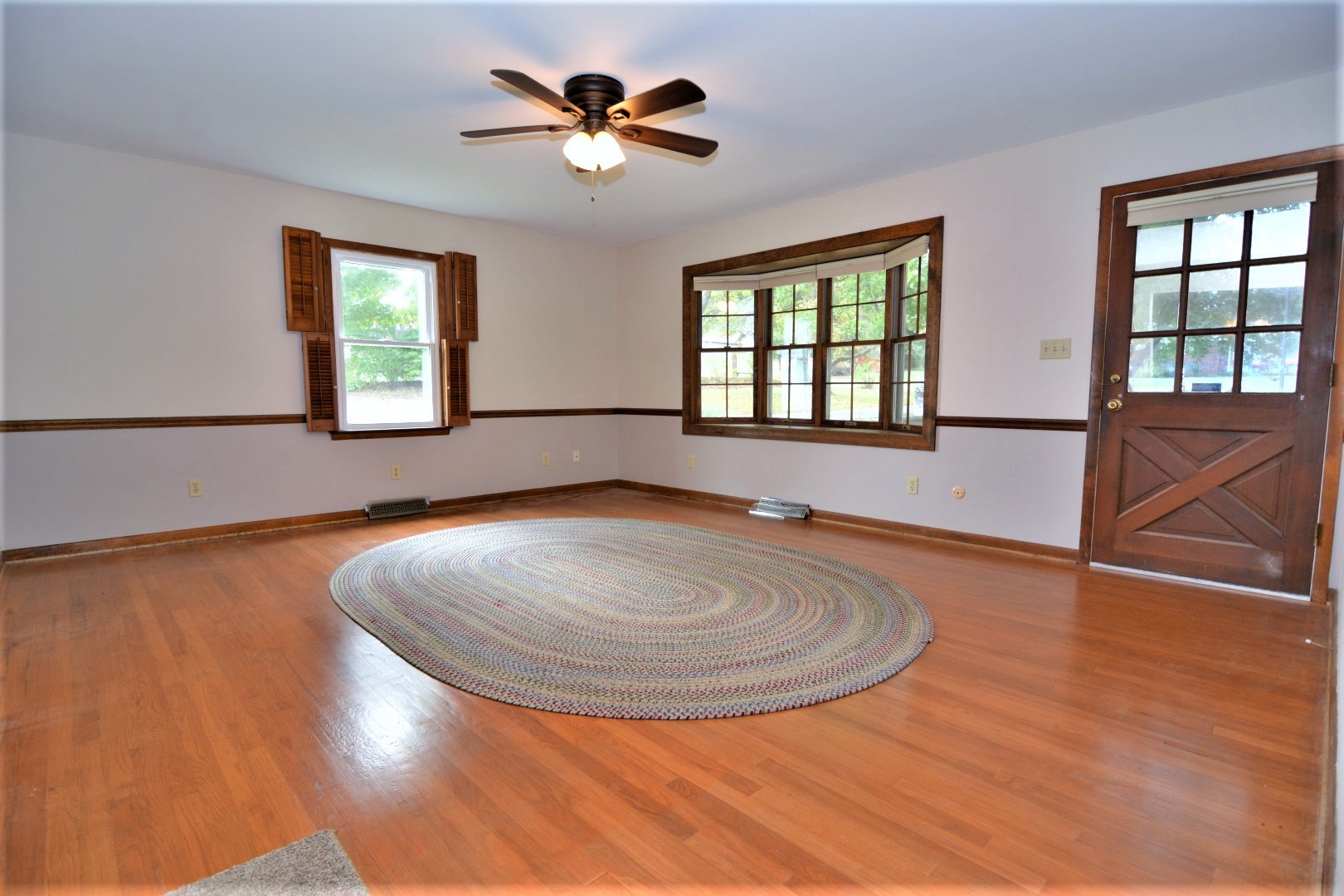 4888 West Martin Road Newburgh, IN 47630 - Photo 3 of 23