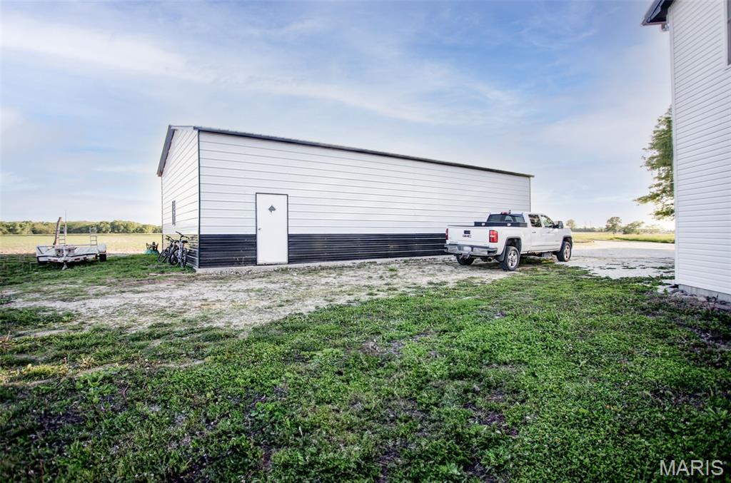 367 Northwest 175 Avenue Carrollton, IL 62016 - Photo 84 of 97