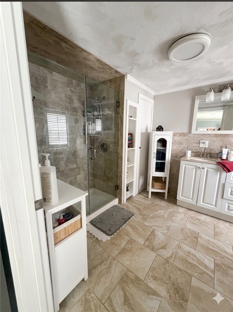 36 Pettaquamscutt Lake Road Narragansett, RI 02874 - Photo 8 of 17