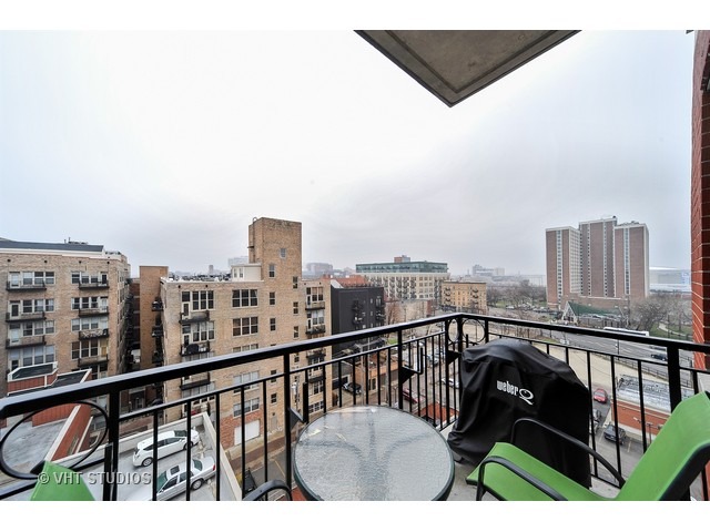 6 South Laflin Street, Unit 824 Chicago, IL 60607 - Photo 10 of 10