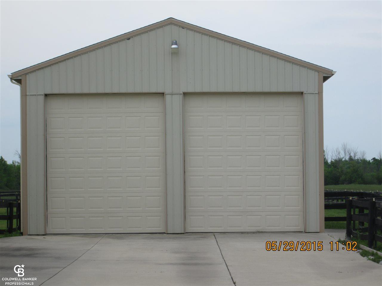 8393 Frith Road Columbus, MI 48063 - Photo 15 of 98