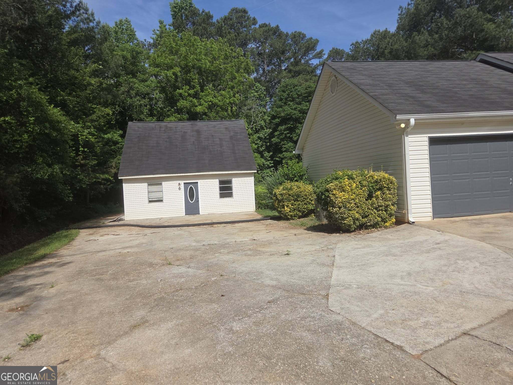 1752 Highway 162 Covington, GA 30016 - Photo 4 of 45