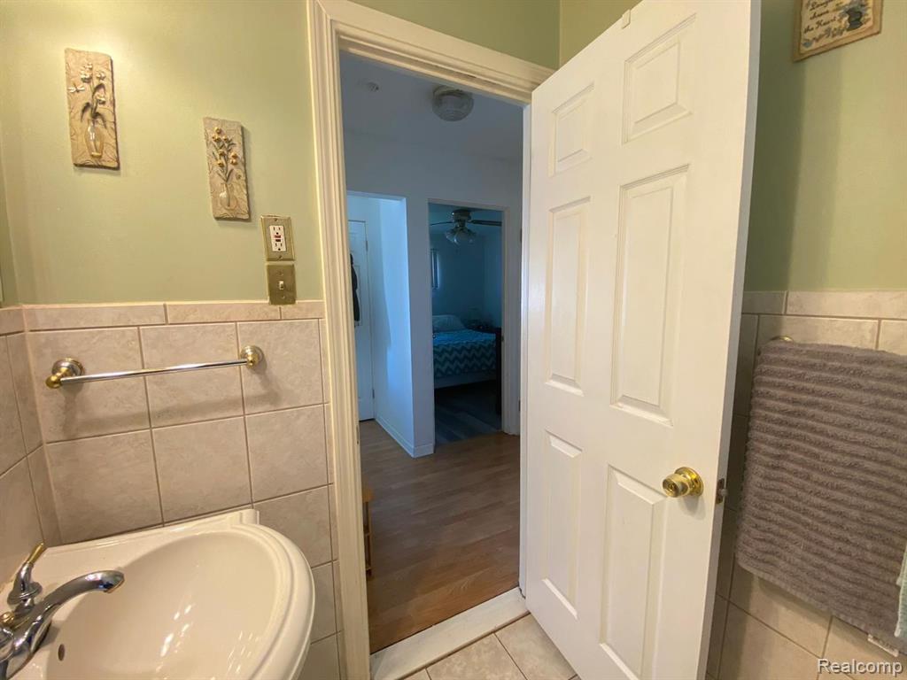 25155 Rosenbusch Boulevard Warren, MI 48089 - Photo 15 of 18 Gallery Image 15