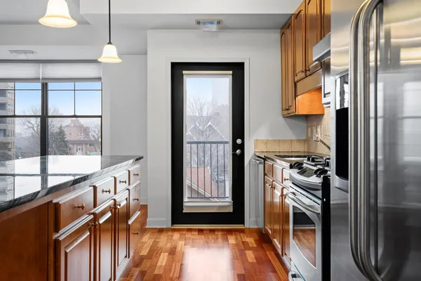 $1,995 | 317 Groveland Avenue, Unit 521, Minneapolis, MN 55403