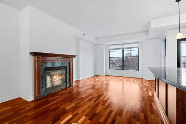 $1,995 | 317 Groveland Avenue, Unit 521, Minneapolis, MN 55403