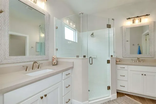 $3,995 | 12177 Stuart Drive, Venice, FL 34293