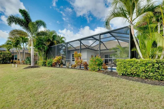 $3,995 | 12177 Stuart Drive, Venice, FL 34293