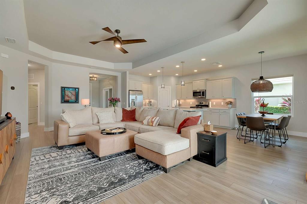 12177 Stuart Drive Venice, FL 34293 - Photo 8 of 32