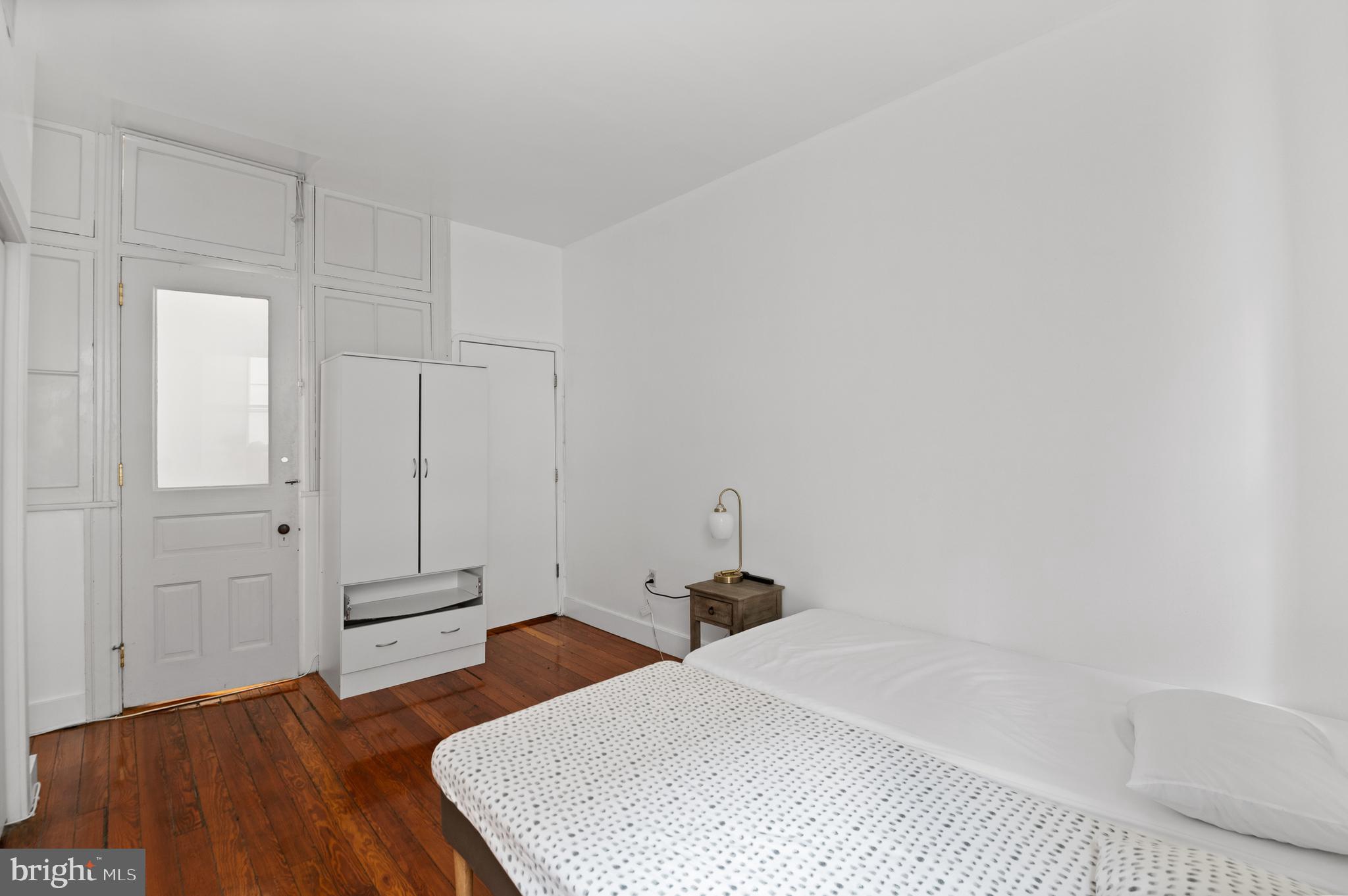 1716 Chestnut Street, Unit 3 Philadelphia, PA 19103 - Photo 11 of 15