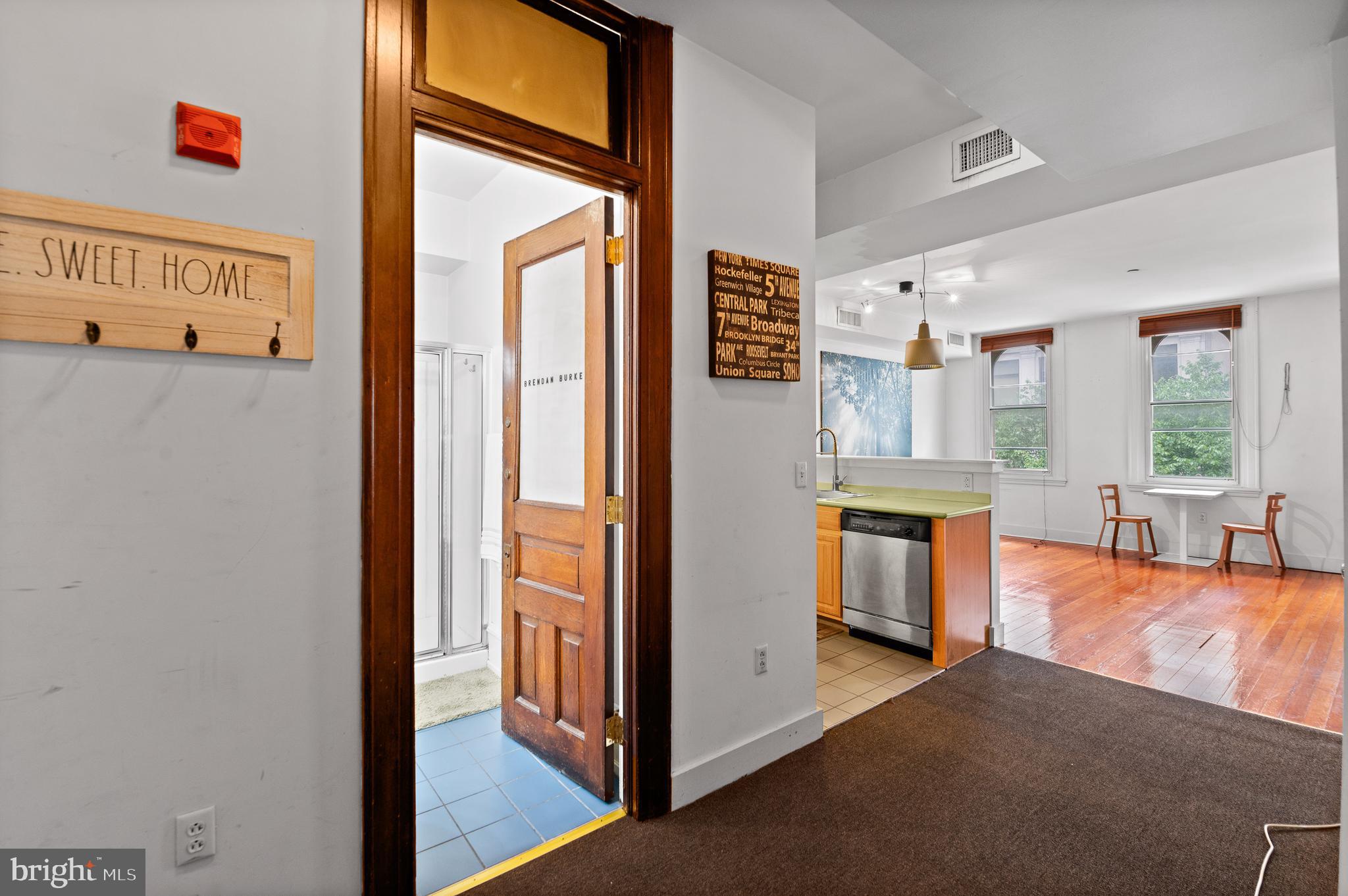 1716 Chestnut Street, Unit 3 Philadelphia, PA 19103 - Photo 13 of 15