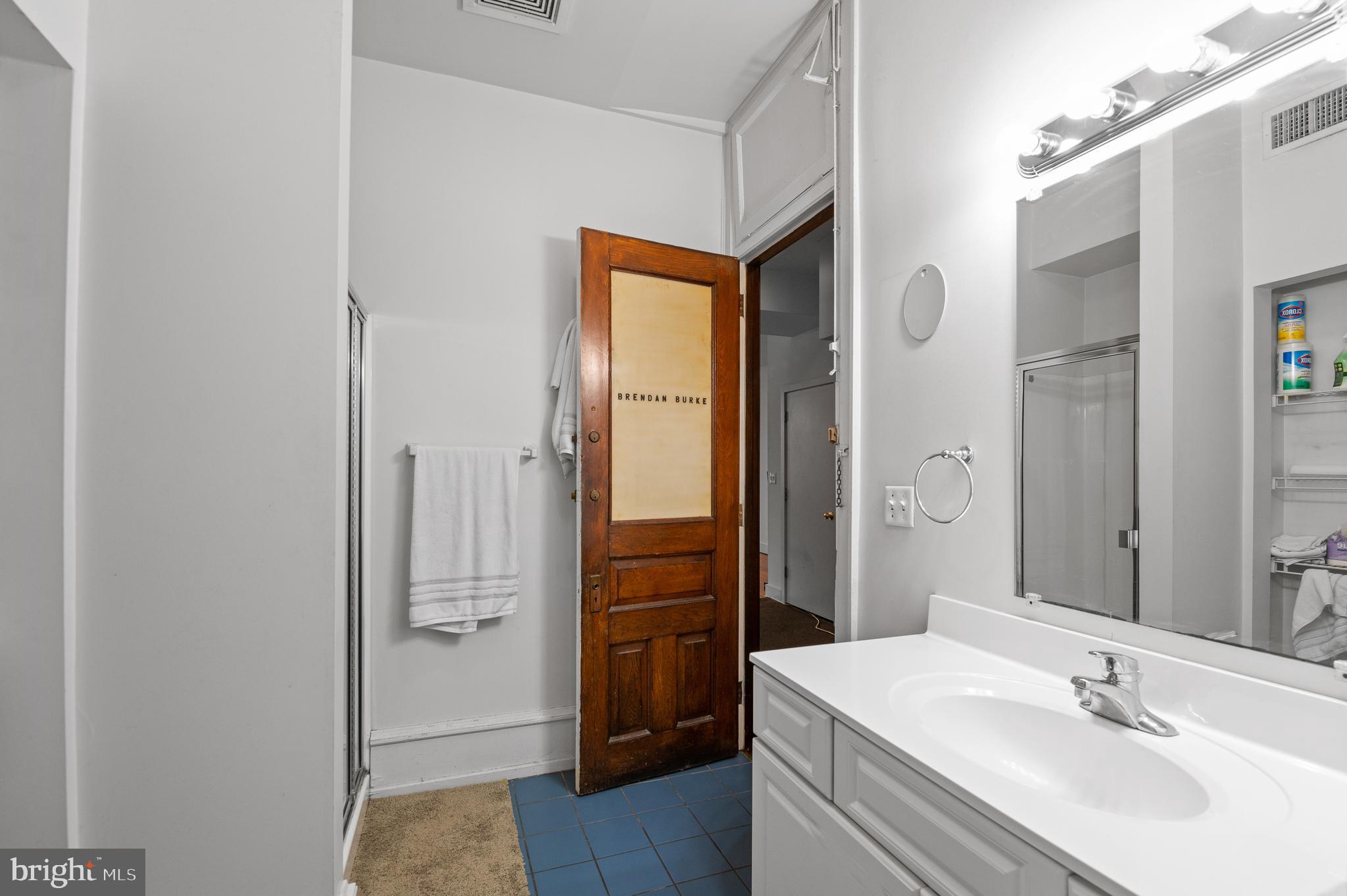 1716 Chestnut Street, Unit 3 Philadelphia, PA 19103 - Photo 8 of 15