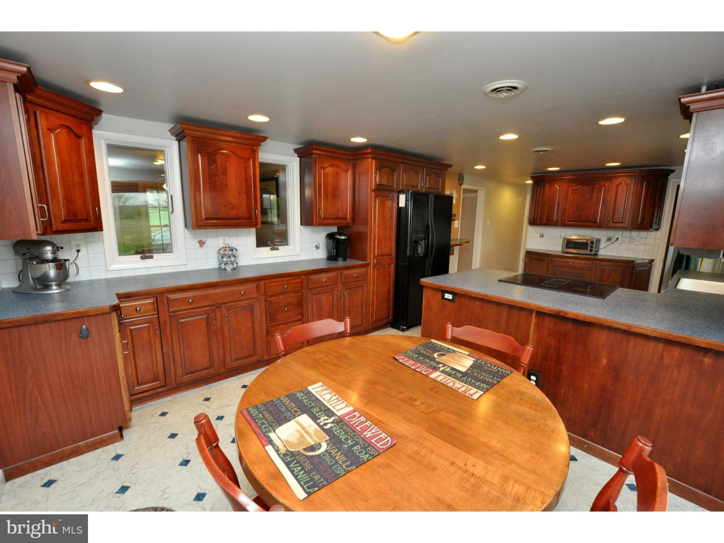 122 Newbolds Corner Road Southampton, NJ 08088 - Photo 11 of 25 Gallery Image 11
