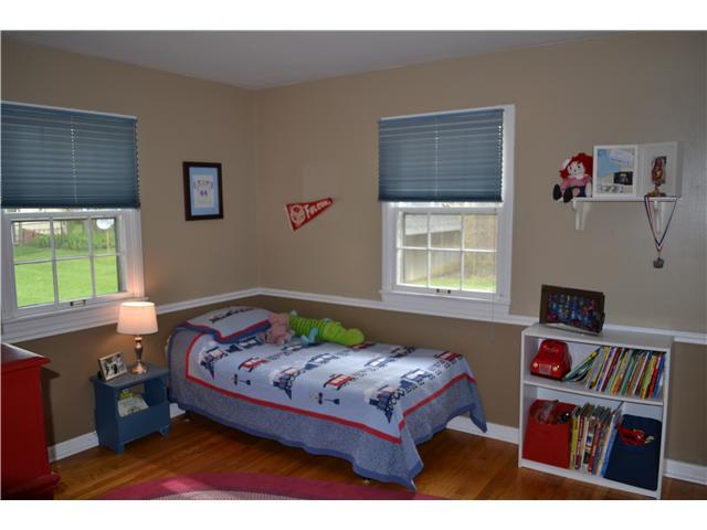 6453 Graham Road Indianapolis, IN 46220 - Photo 7 of 13 Gallery Image 7