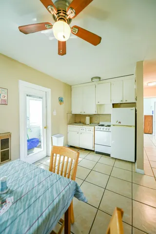 $149,900 | 44 Carlton Avenue, Unit 44 B2, Lanark Village, FL 32322