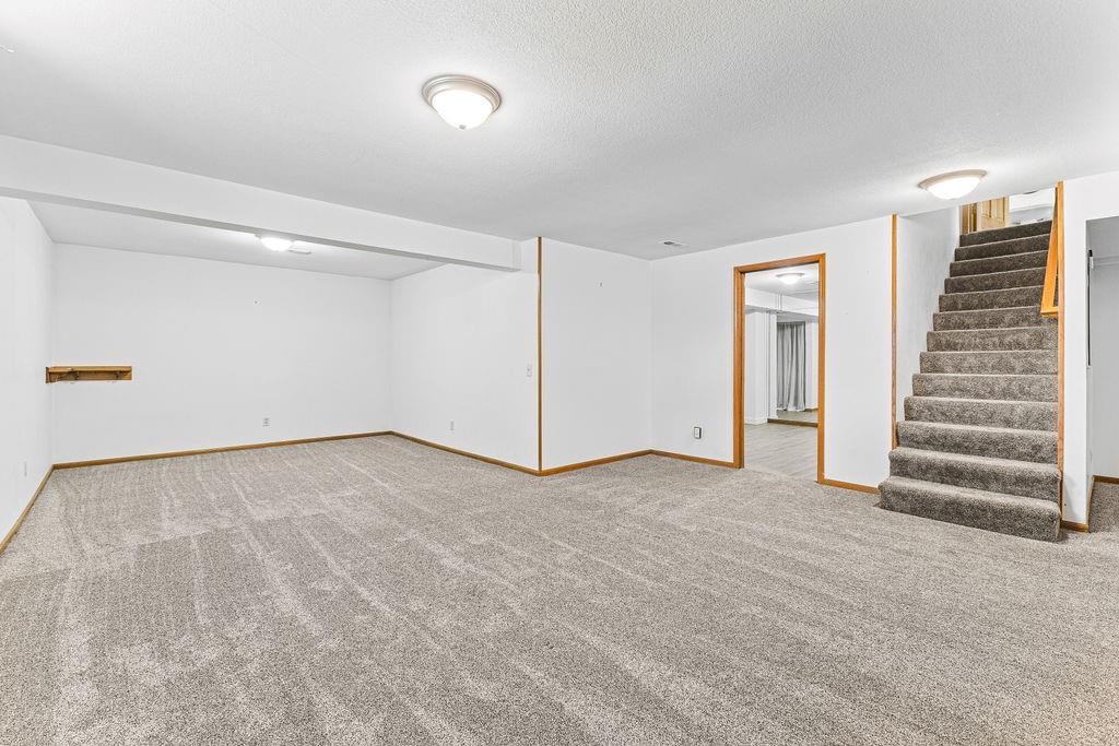 403 North Leonard Road St. Joseph, MO 64506 - Photo 41 of 63