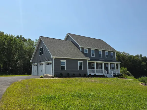 $665,900 | 26 Farm View Drive, Norwich, CT 06360