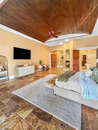 $4,200,000 | 10641 Broadland Pass, Thonotosassa, FL 33592