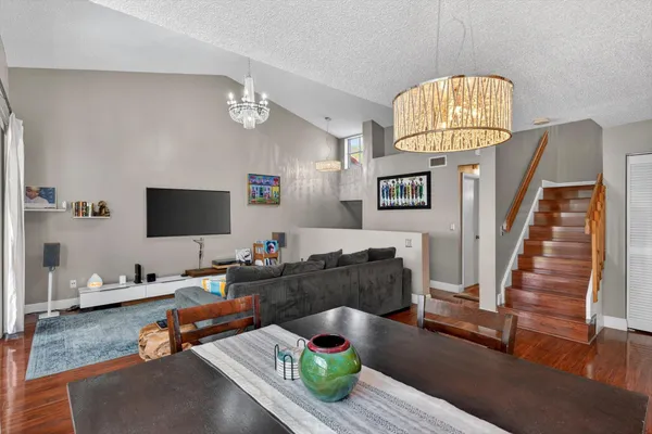 $3,100 | 301 Southwest 158th Terrace, Unit 204, Pembroke Pines, FL 33027